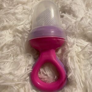 Nuby Nibbler with Travel Cover
